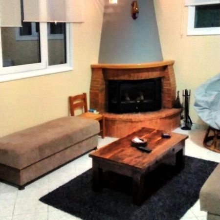 Вилла Polytimi House Калаврита Экстерьер фото