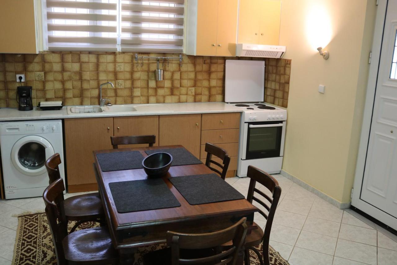 Вилла Polytimi House Калаврита Экстерьер фото